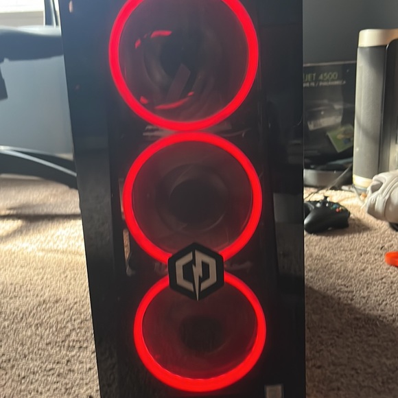 Cyber power pc with razor keyboard and mouse - Picture 3 of 5